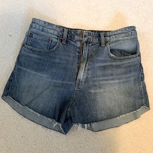 Lucky Brand Lucky Pins Short Size 12/31